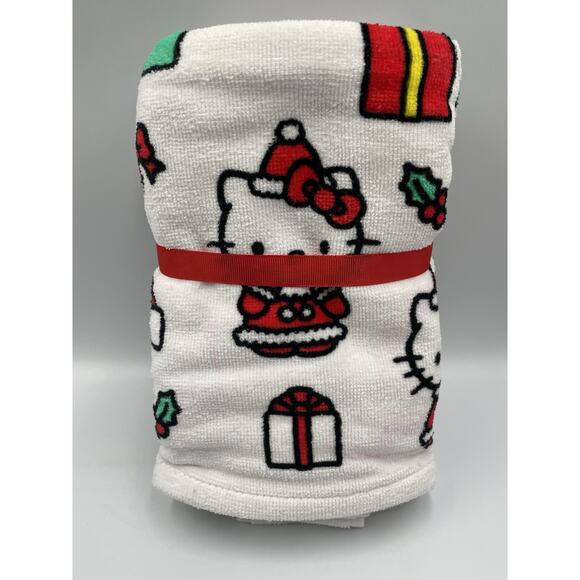 Hello Kitty Christmas Holiday Kitchen Hand Towels 2 Pack Set New Santa Hat 16x28 - Picture 6 of 7